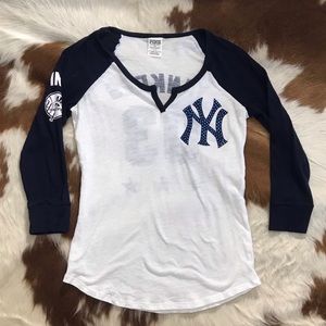 PINK Victoria’s Secret MLB Yankees Shirt
